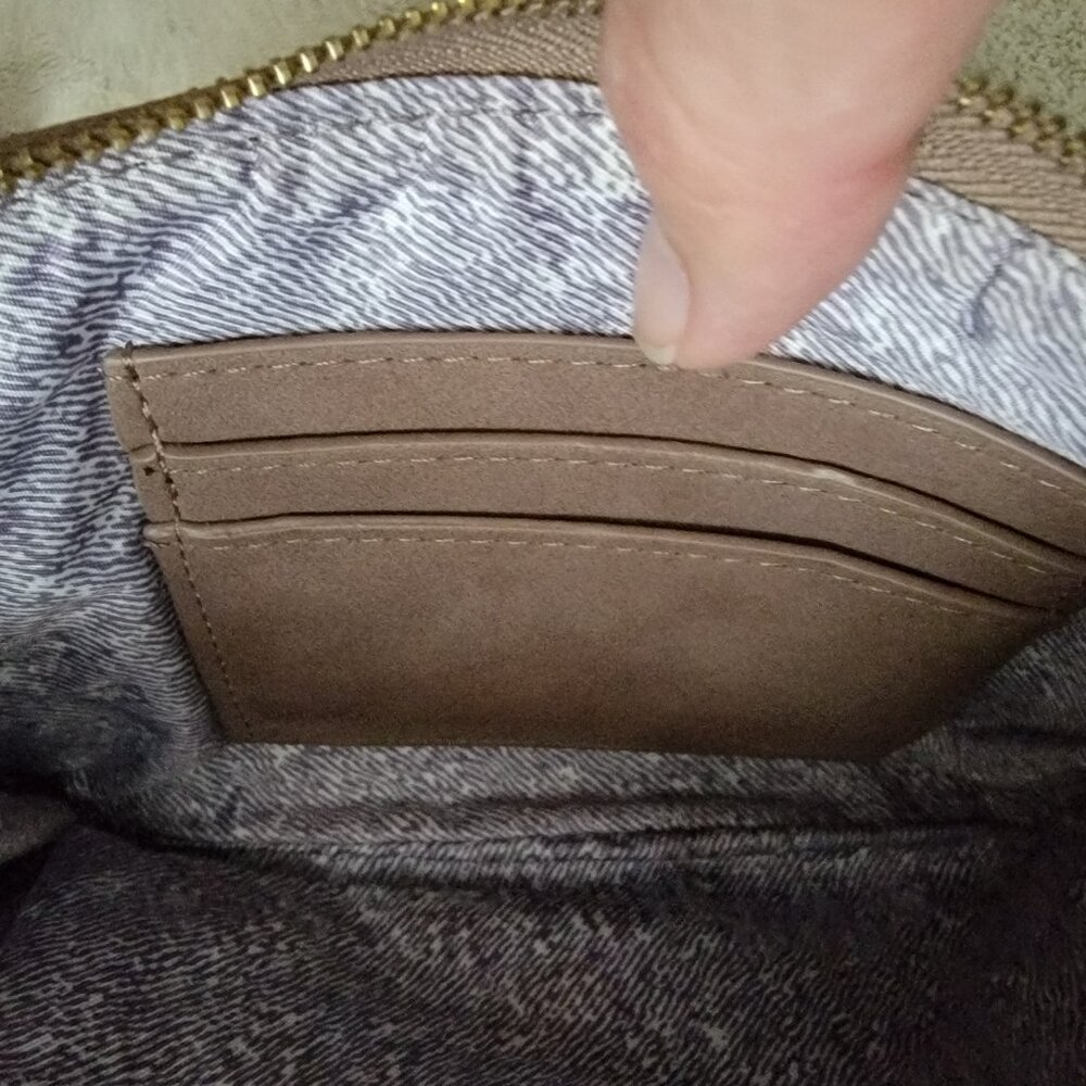 Antik Kraft Tasseled Wristlet Zip Around Mauve/Blush Vegan Leather - Picture 6 of 14